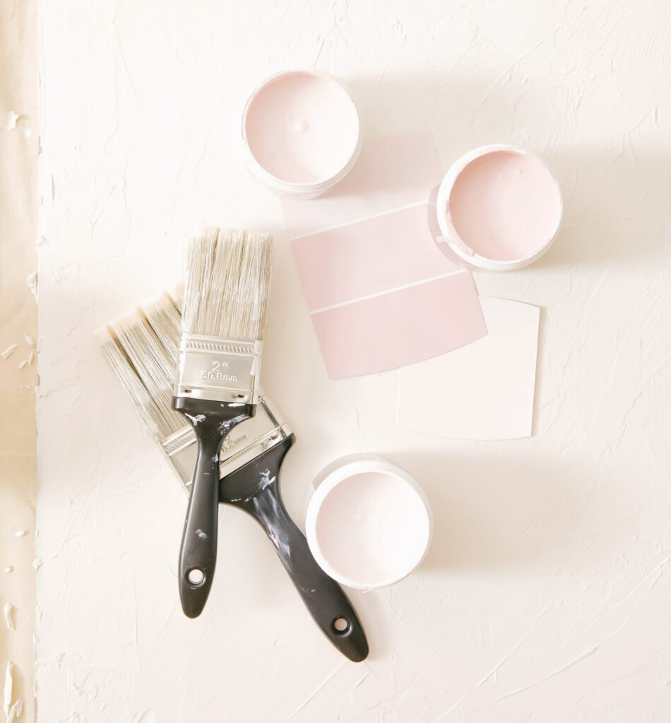 paint brushes with sample, test paint cans