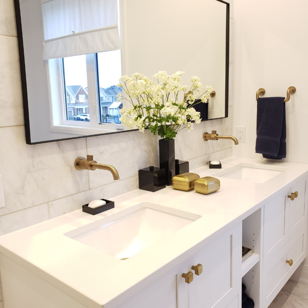 white bathroom vanity, gold hardware